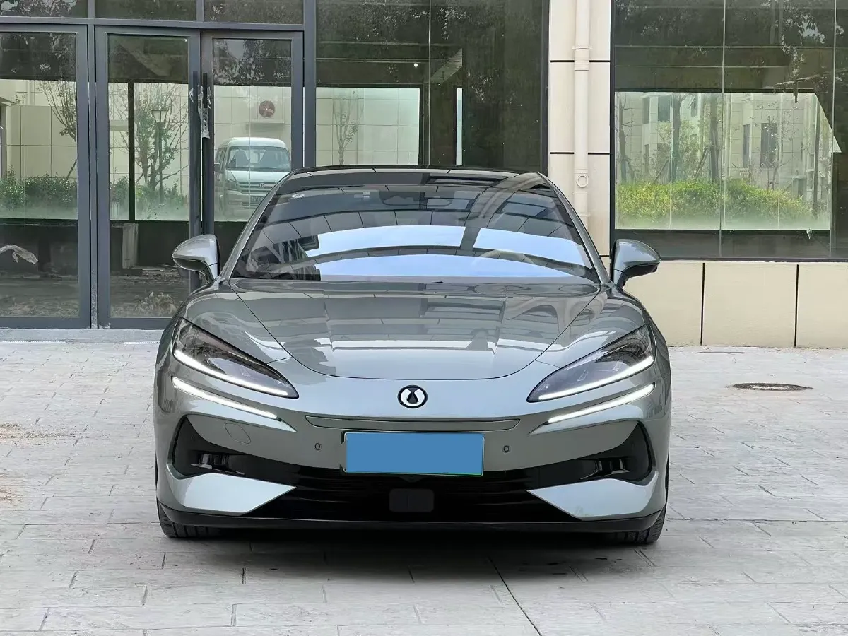 2024 Denza DenzaZ9GT 2.0T 207HP L4 E-CVT PHEV 38.5KWH,autocango,china used car exporter,china ev exporter,chinese used car exporter,chinese used ev exporter