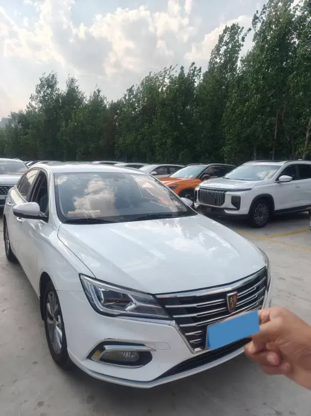 2020 Roewe i5 1.5L 120HP L4 CVT,autocango,china used car exporter,china ev exporter,chinese used car exporter,chinese used ev exporter