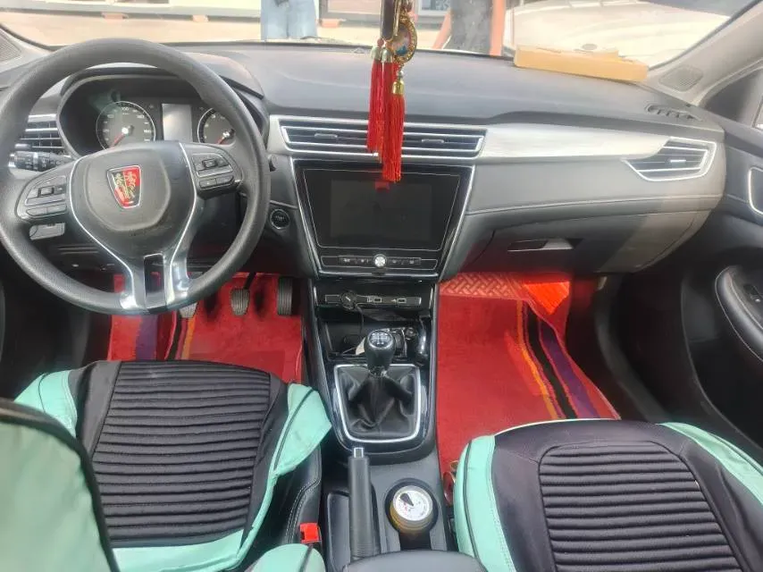 2020 Roewe i5 1.5L 120HP L4 CVT,autocango,china used car exporter,china ev exporter,chinese used car exporter,chinese used ev exporter