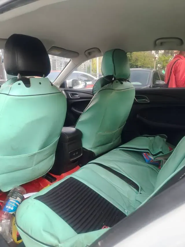 2020 Roewe i5 1.5L 120HP L4 CVT,autocango,china used car exporter,china ev exporter,chinese used car exporter,chinese used ev exporter