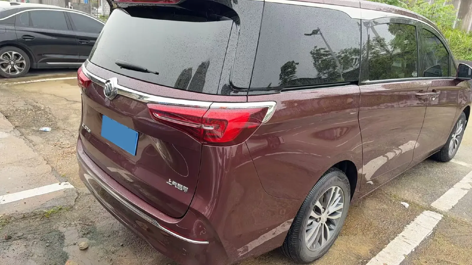 2022 Buick GL8 2.0T 237HP L4 9AT,autocango,china used car exporter,china ev exporter,chinese used car exporter,chinese used ev exporter