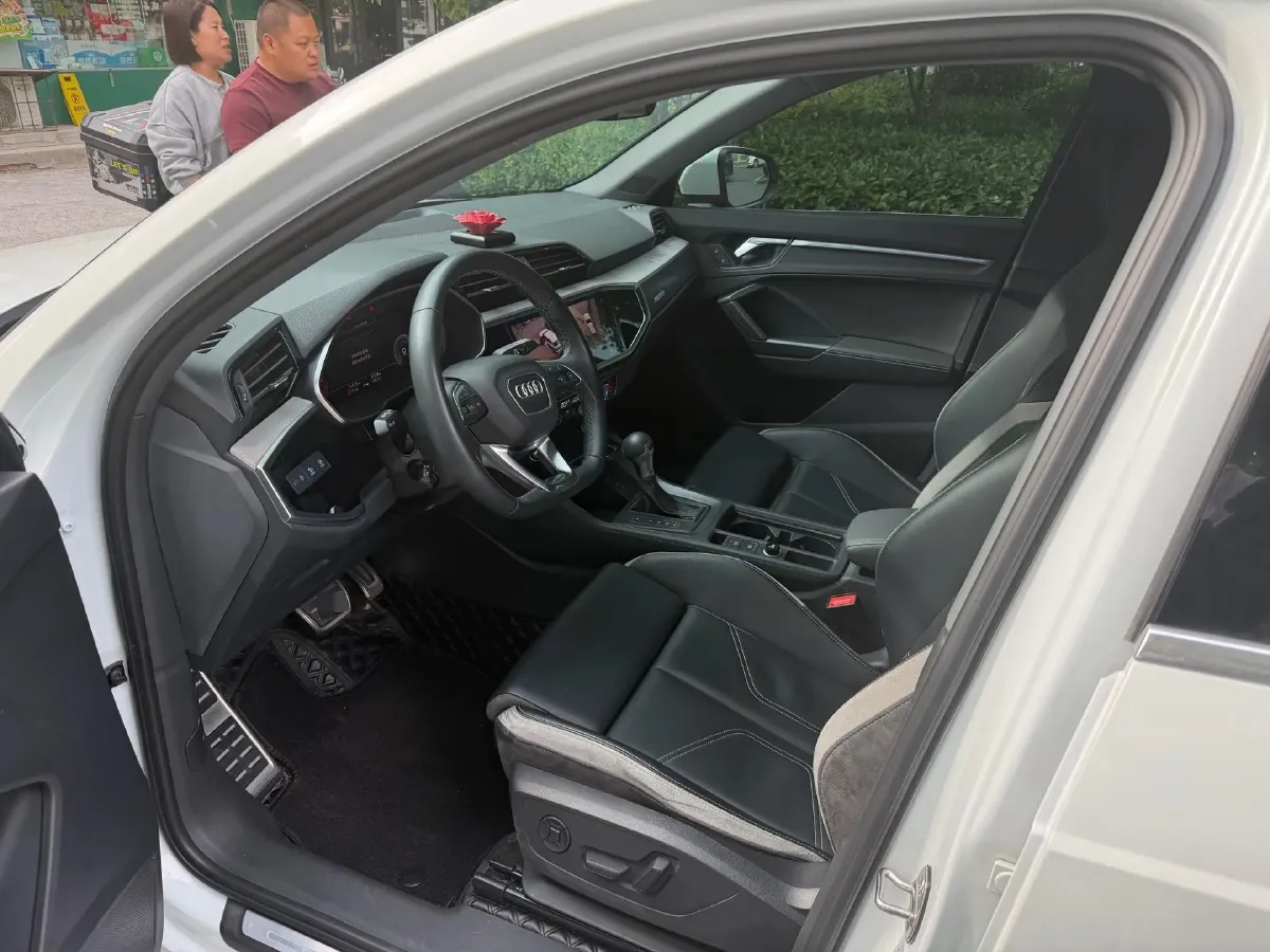 2023 Audi Q3 1.5T 160HP L4 7DCT,autocango,china used car exporter,china ev exporter,chinese used car exporter,chinese used ev exporter