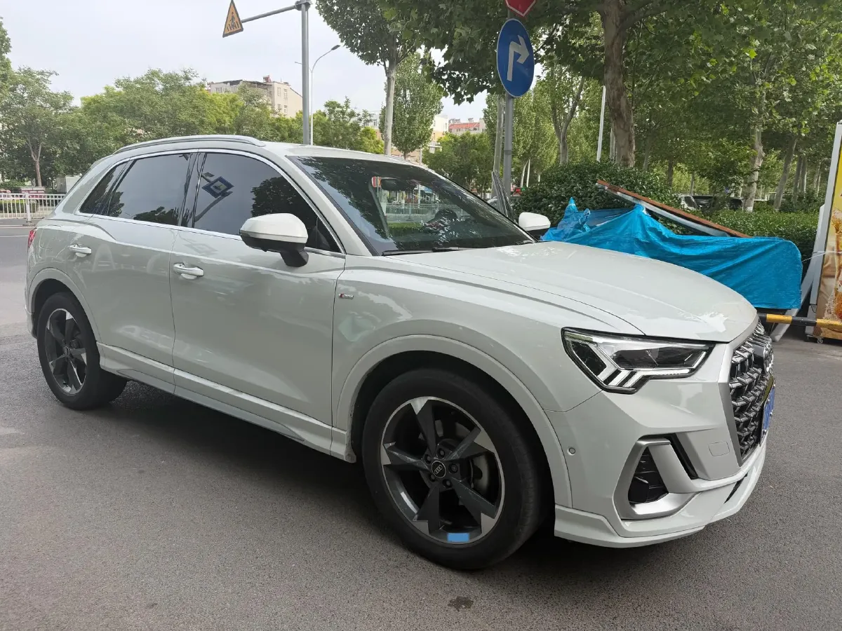 2023 Audi Q3 1.5T 160HP L4 7DCT,autocango,china used car exporter,china ev exporter,chinese used car exporter,chinese used ev exporter