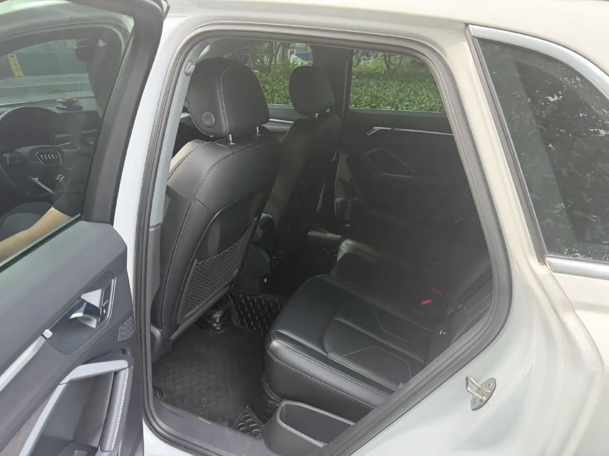 2023 Audi Q3 1.5T 160HP L4 7DCT,autocango,china used car exporter,china ev exporter,chinese used car exporter,chinese used ev exporter