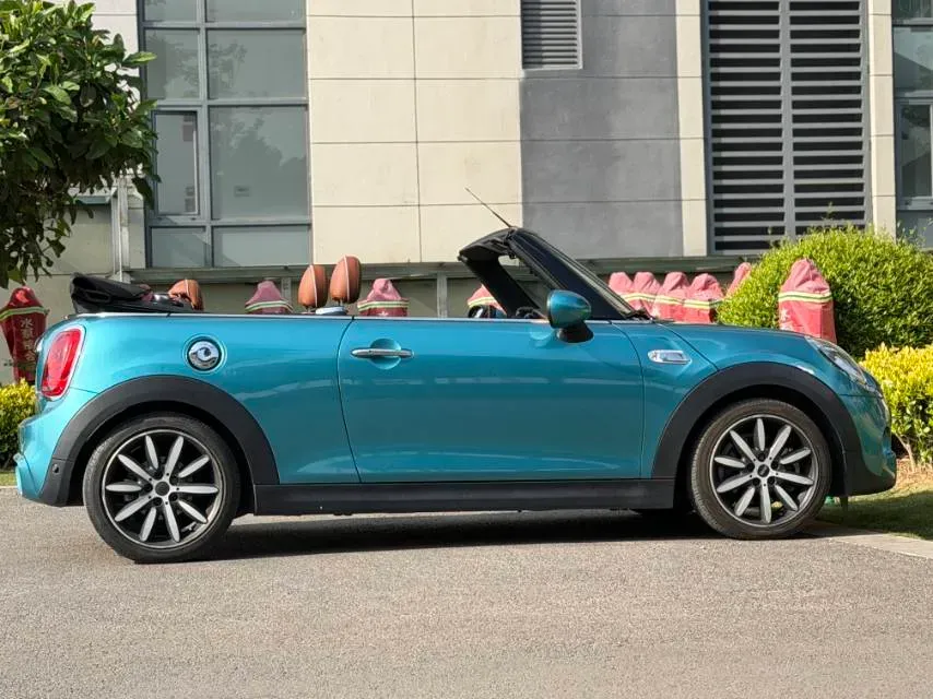 2017 MINI MINI 2.0T 192HP L4 6AT,autocango,china used car exporter,china ev exporter,chinese used car exporter,chinese used ev exporter