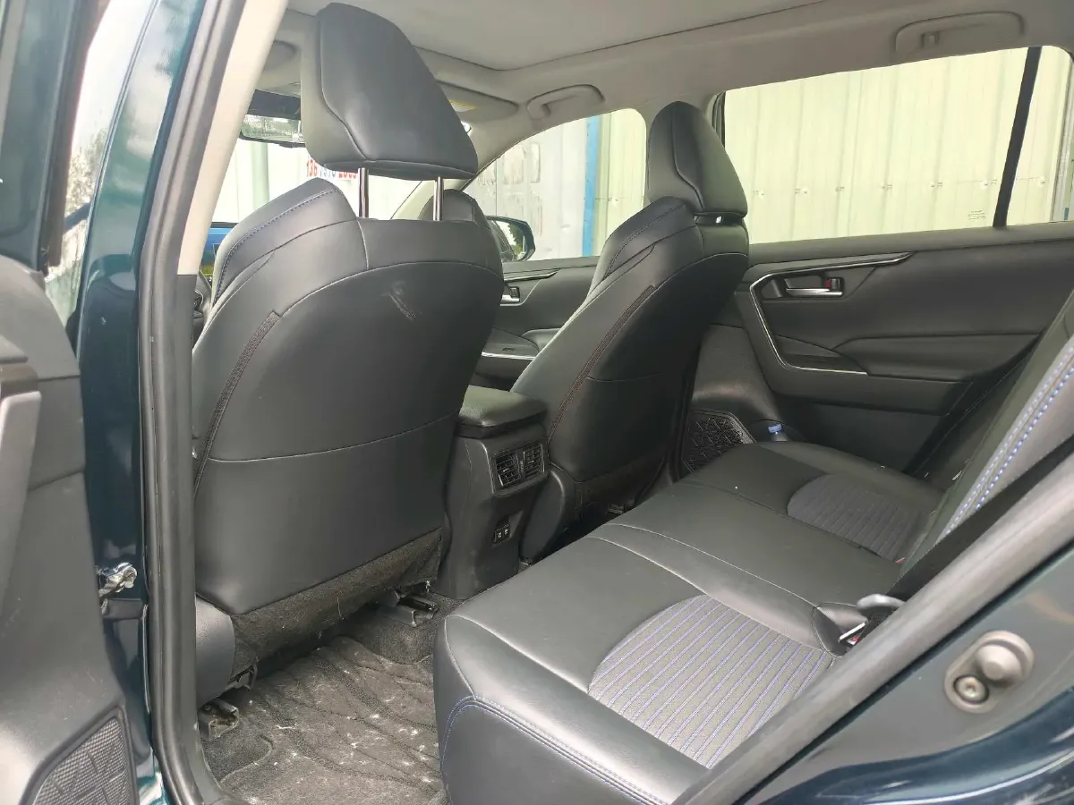 2020 Toyota Wildlander 2.0L 171HP L4 CVT,autocango,china used car exporter,china ev exporter,chinese used car exporter,chinese used ev exporter