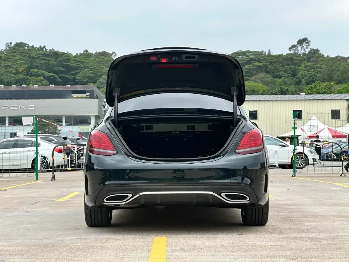 2021 Mercedes-Benz C Class 1.5T 184HP L4 9AT,autocango,china used car exporter,china ev exporter,chinese used car exporter,chinese used ev exporter