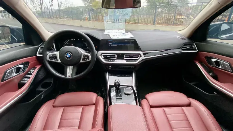 2021 BMW 3 Series 2.0T 156HP L4 8AT,autocango,china used car exporter,china ev exporter,chinese used car exporter,chinese used ev exporter