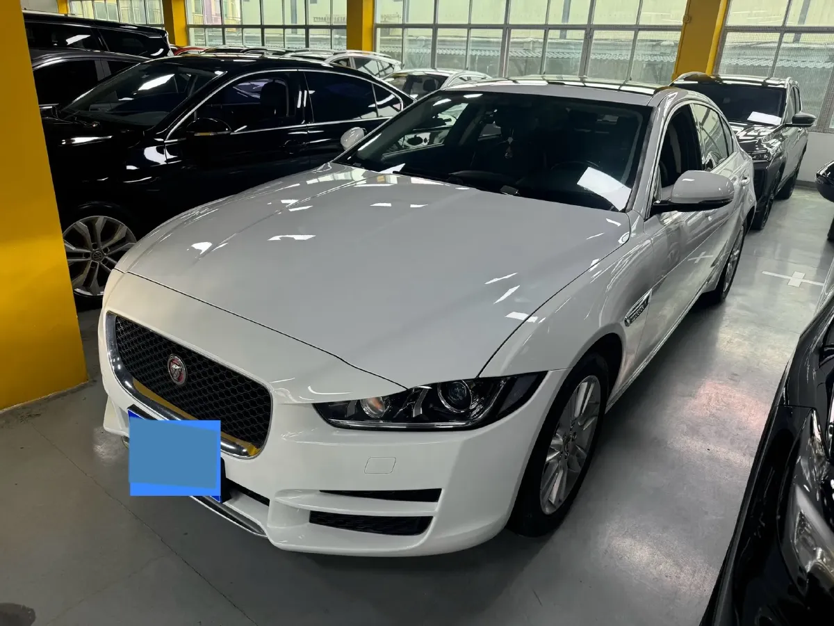 2018 Jaguar XEL 2.0T 200HP L4 8AT,autocango,china used car exporter,china ev exporter,chinese used car exporter,chinese used ev exporter