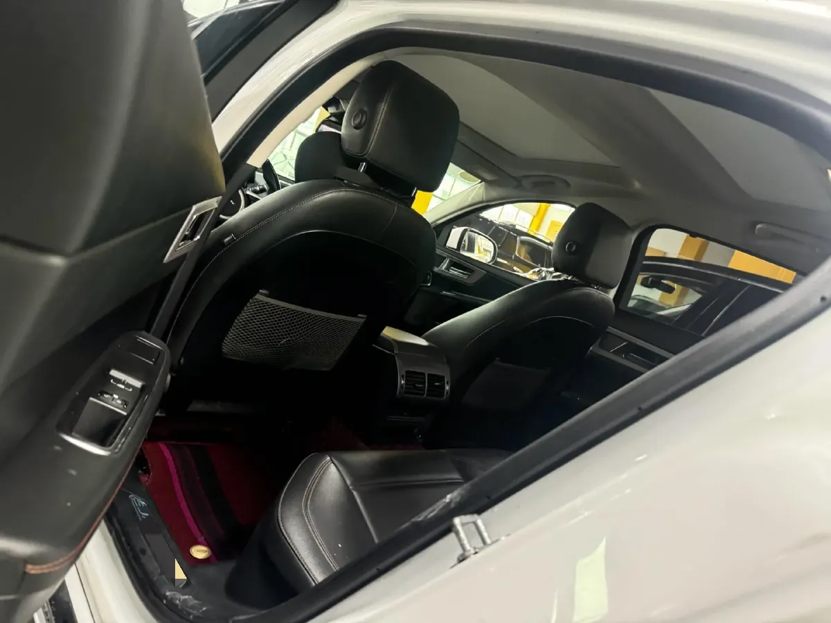 2018 Jaguar XEL 2.0T 200HP L4 8AT,autocango,china used car exporter,china ev exporter,chinese used car exporter,chinese used ev exporter