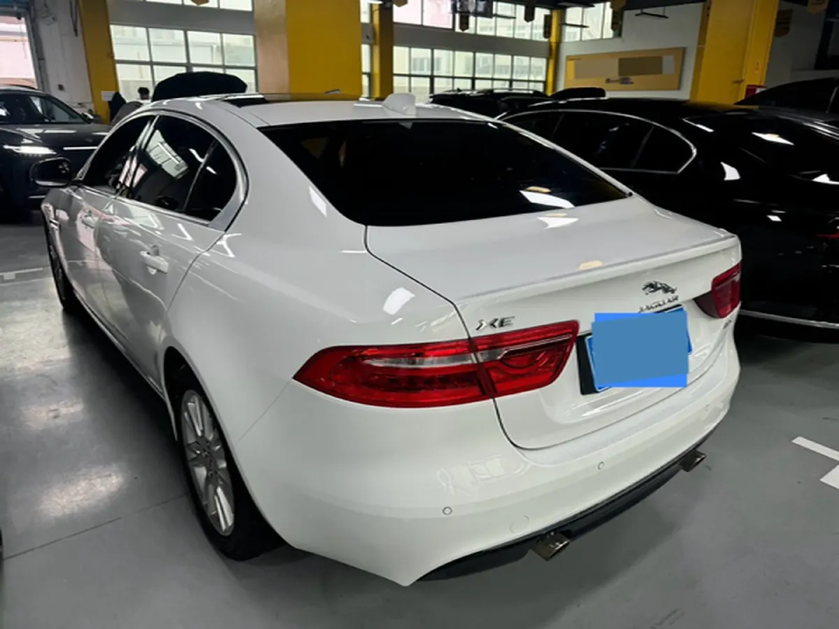 2018 Jaguar XEL 2.0T 200HP L4 8AT,autocango,china used car exporter,china ev exporter,chinese used car exporter,chinese used ev exporter