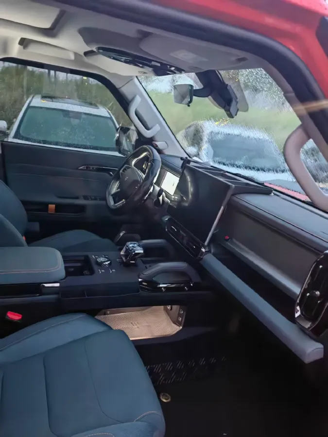 2023 Jetour Traveller 1.5T 184HP L4 7DCT,autocango,china used car exporter,china ev exporter,chinese used car exporter,chinese used ev exporter