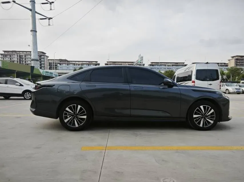 2024 ChangAn QiYuan A05 1.5L 110HP L4 E-CVT PHEV 9.07KWH,autocango,china used car exporter,china ev exporter,chinese used car exporter,chinese used ev exporter