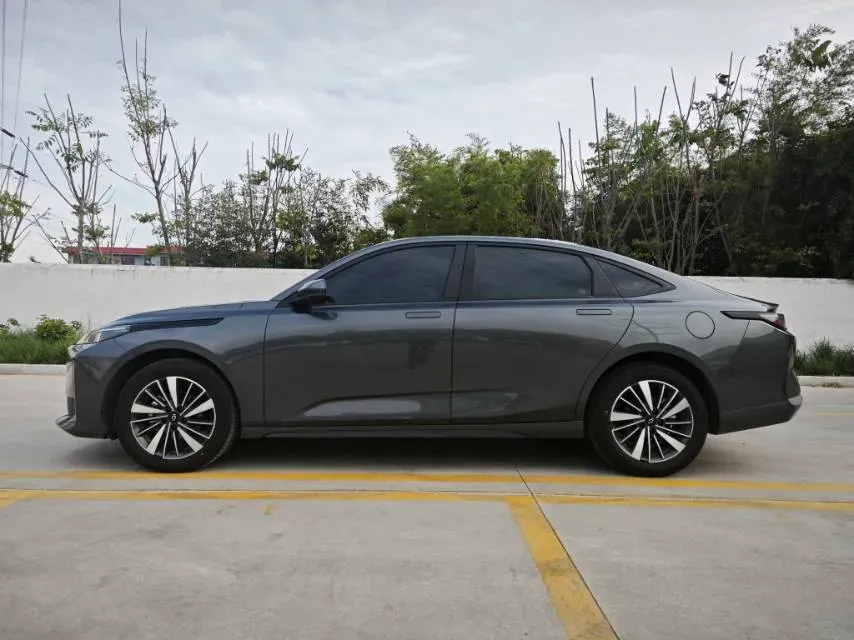 2024 ChangAn QiYuan A05 1.5L 110HP L4 E-CVT PHEV 9.07KWH,autocango,china used car exporter,china ev exporter,chinese used car exporter,chinese used ev exporter