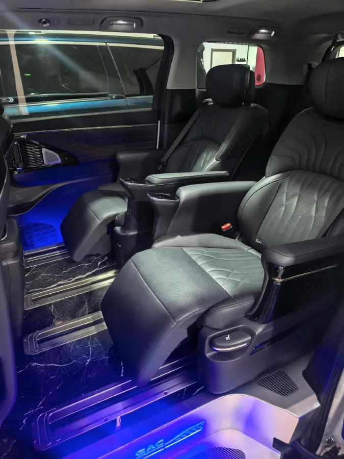 2024 GAC Trumpchi M8 2.0T 252HP L4 8AT,autocango,china used car exporter,china ev exporter,chinese used car exporter,chinese used ev exporter