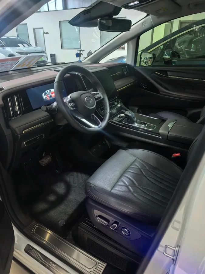 2024 GAC Trumpchi M8 2.0T 252HP L4 8AT,autocango,china used car exporter,china ev exporter,chinese used car exporter,chinese used ev exporter