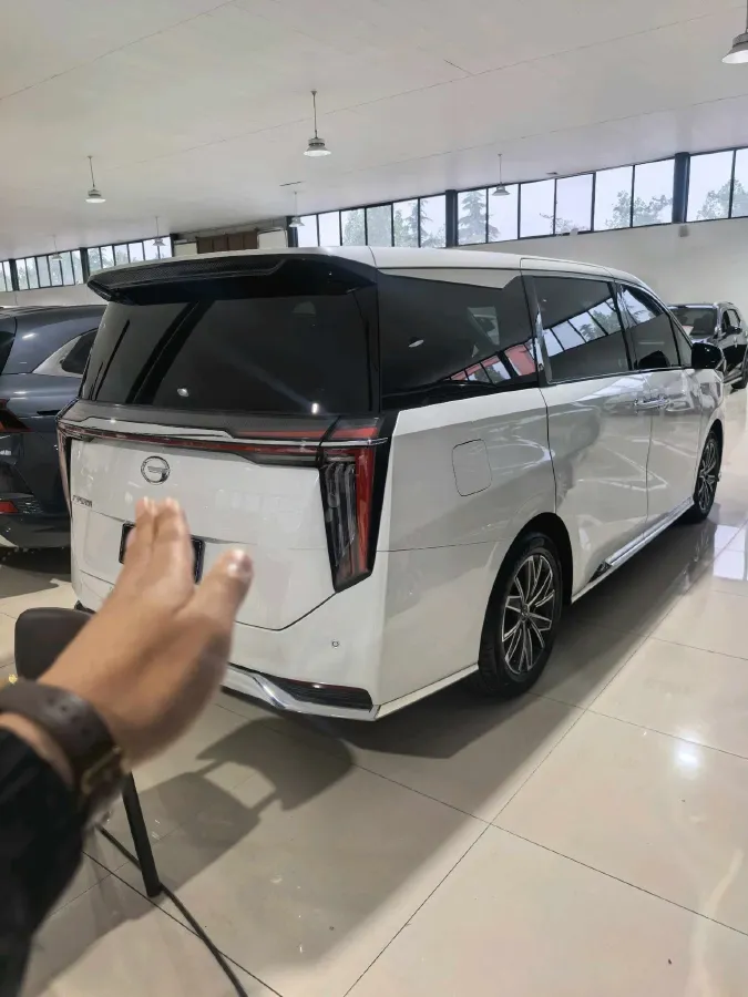 2024 GAC Trumpchi M8 2.0T 252HP L4 8AT,autocango,china used car exporter,china ev exporter,chinese used car exporter,chinese used ev exporter