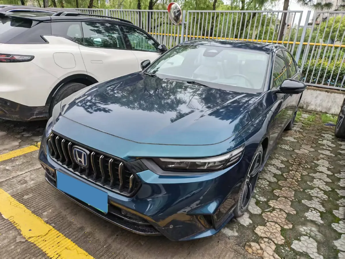 2023 Honda Inspire 2.0L 148HP L4 E-CVT PHEV,autocango,china used car exporter,china ev exporter,chinese used car exporter,chinese used ev exporter