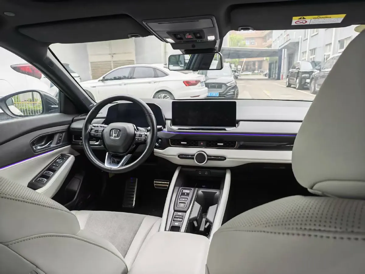 2023 Honda Inspire 2.0L 148HP L4 E-CVT PHEV,autocango,china used car exporter,china ev exporter,chinese used car exporter,chinese used ev exporter