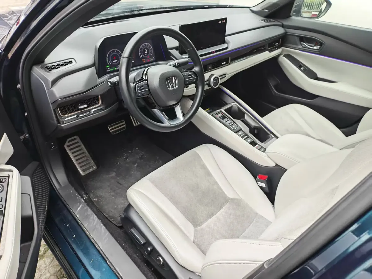 2023 Honda Inspire 2.0L 148HP L4 E-CVT PHEV,autocango,china used car exporter,china ev exporter,chinese used car exporter,chinese used ev exporter