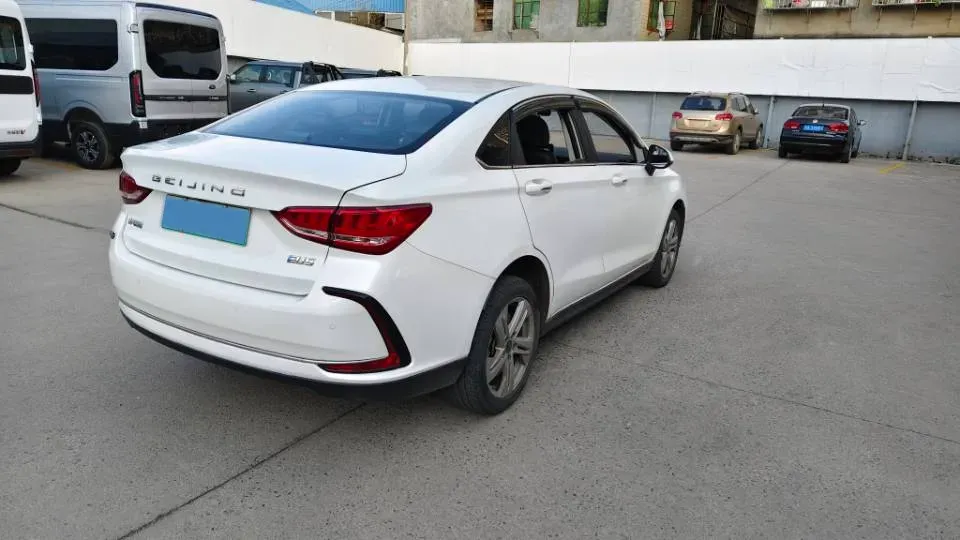 2022 ChangAn UNI-T 1.5T 188HP L4 7DCT,autocango,china used car exporter,china ev exporter,chinese used car exporter,chinese used ev exporter