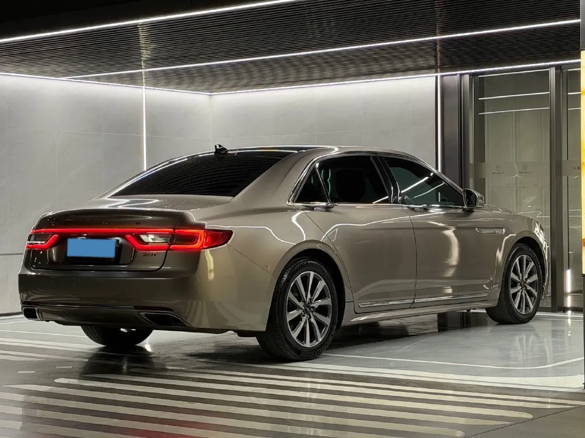 2018 Lincoln Continental 2.0T 261HP L4 6AT,autocango,china used car exporter,china ev exporter,chinese used car exporter,chinese used ev exporter