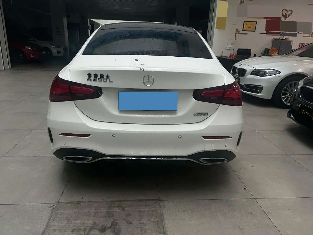 2024 Mercedes-Benz A Class 1.3T 163HP L4 7DCT,autocango,china used car exporter,china ev exporter,chinese used car exporter,chinese used ev exporter