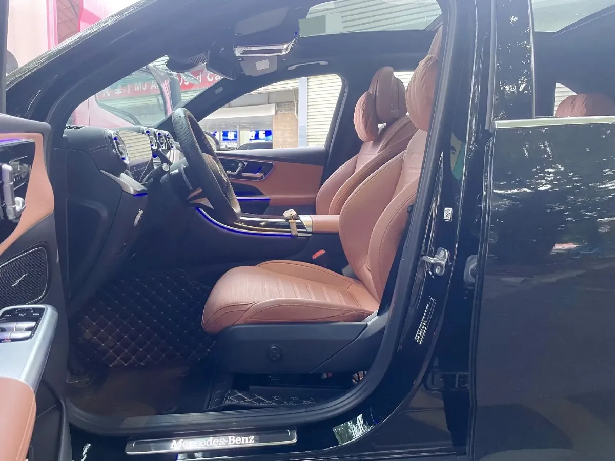 2023 Mercedes-Benz GLC Class 2.0T 258HP L4 9AT,autocango,china used car exporter,china ev exporter,chinese used car exporter,chinese used ev exporter