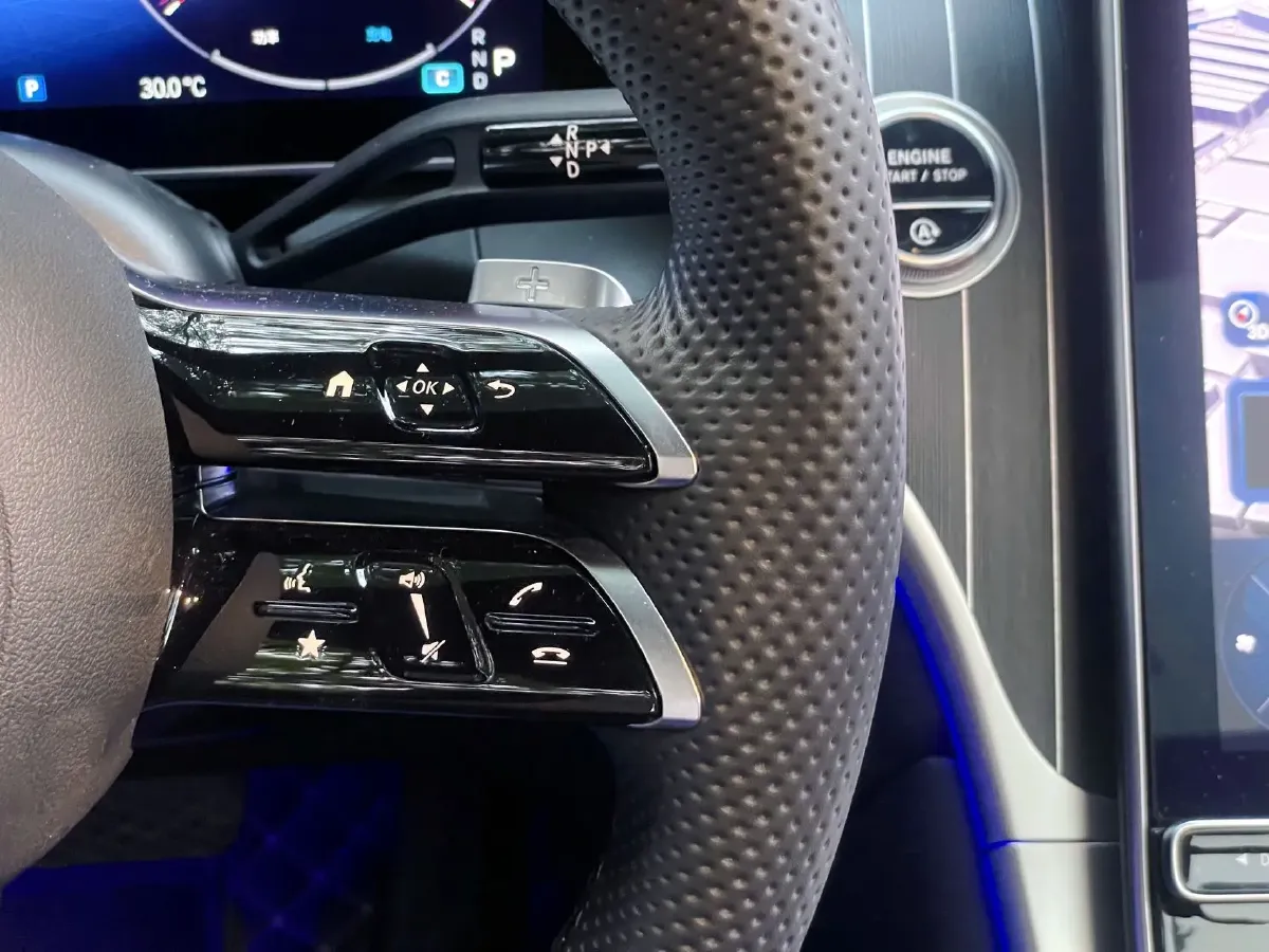 2023 Mercedes-Benz GLC Class 2.0T 258HP L4 9AT,autocango,china used car exporter,china ev exporter,chinese used car exporter,chinese used ev exporter