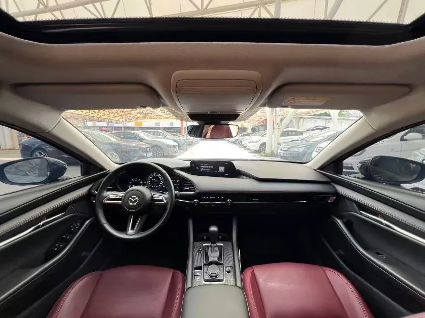 2022 Mazda 3 Axela 2.0L 158HP L4 6AT,autocango,china used car exporter,china ev exporter,chinese used car exporter,chinese used ev exporter