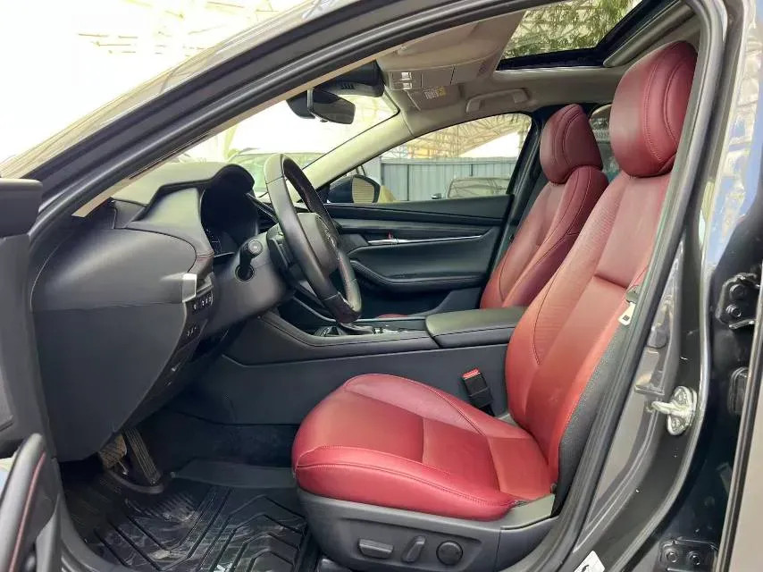 2022 Mazda 3 Axela 2.0L 158HP L4 6AT,autocango,china used car exporter,china ev exporter,chinese used car exporter,chinese used ev exporter