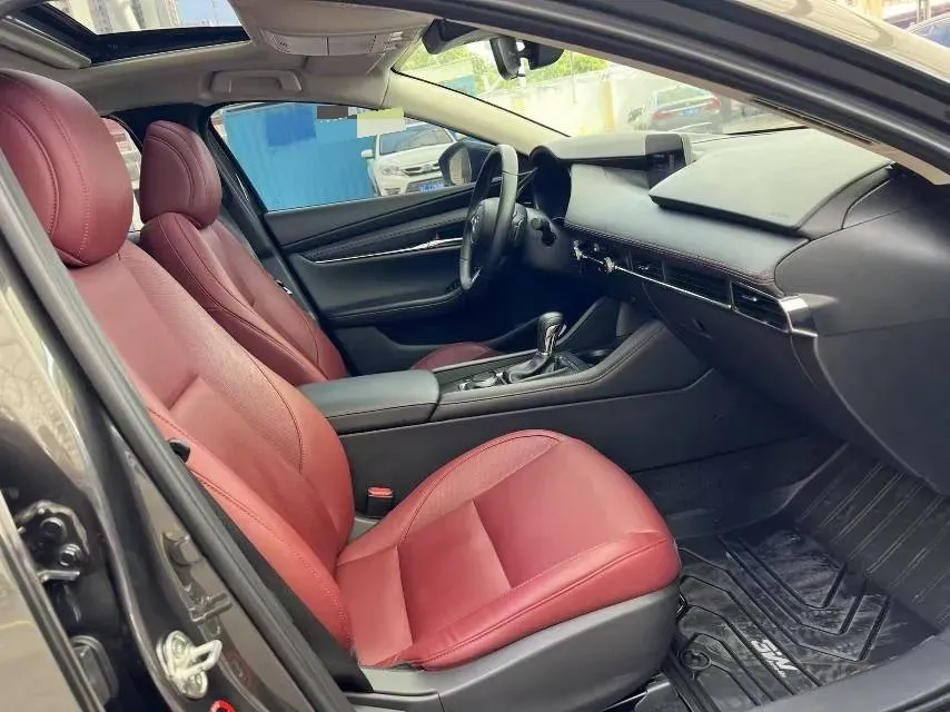 2022 Mazda 3 Axela 2.0L 158HP L4 6AT,autocango,china used car exporter,china ev exporter,chinese used car exporter,chinese used ev exporter