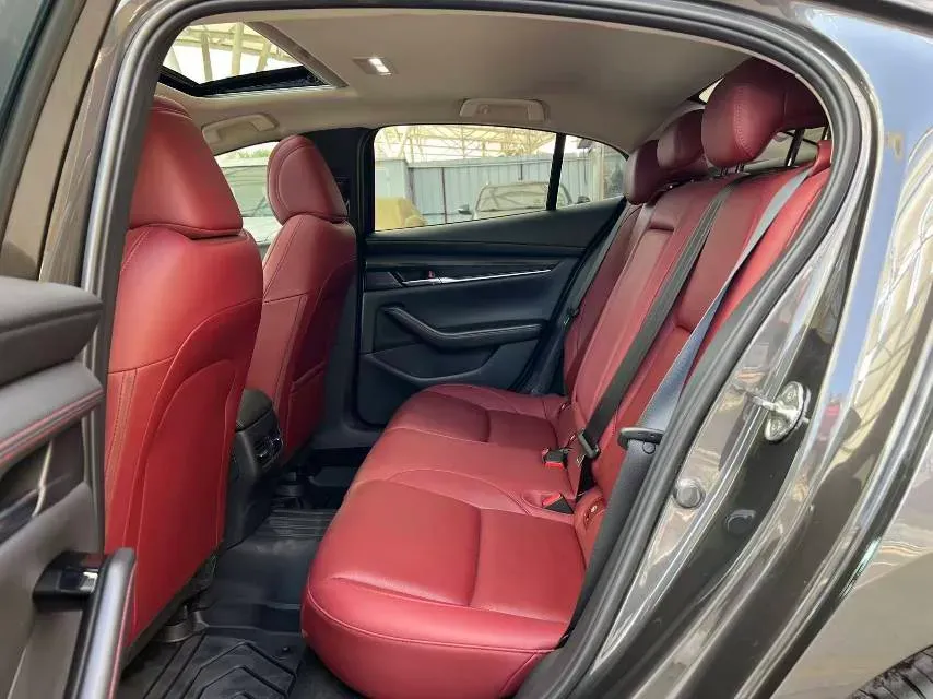 2022 Mazda 3 Axela 2.0L 158HP L4 6AT,autocango,china used car exporter,china ev exporter,chinese used car exporter,chinese used ev exporter