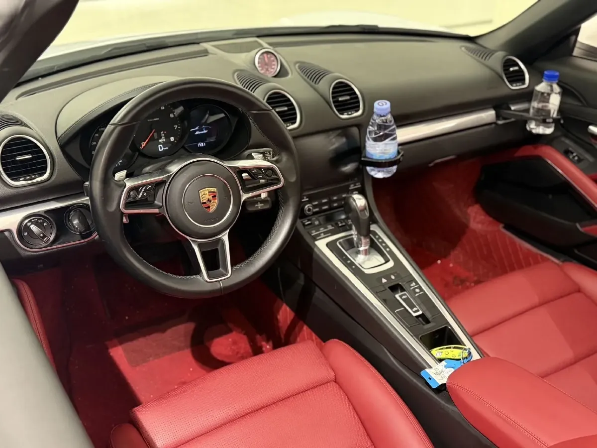 2018 Porsche 718 2.0T 250HP H4 7DCT,autocango,china used car exporter,china ev exporter,chinese used car exporter,chinese used ev exporter