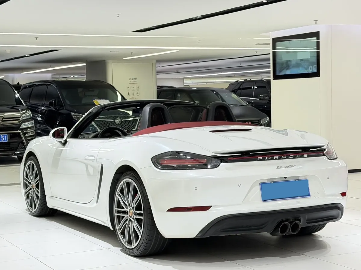 2018 Porsche 718 2.0T 250HP H4 7DCT,autocango,china used car exporter,china ev exporter,chinese used car exporter,chinese used ev exporter