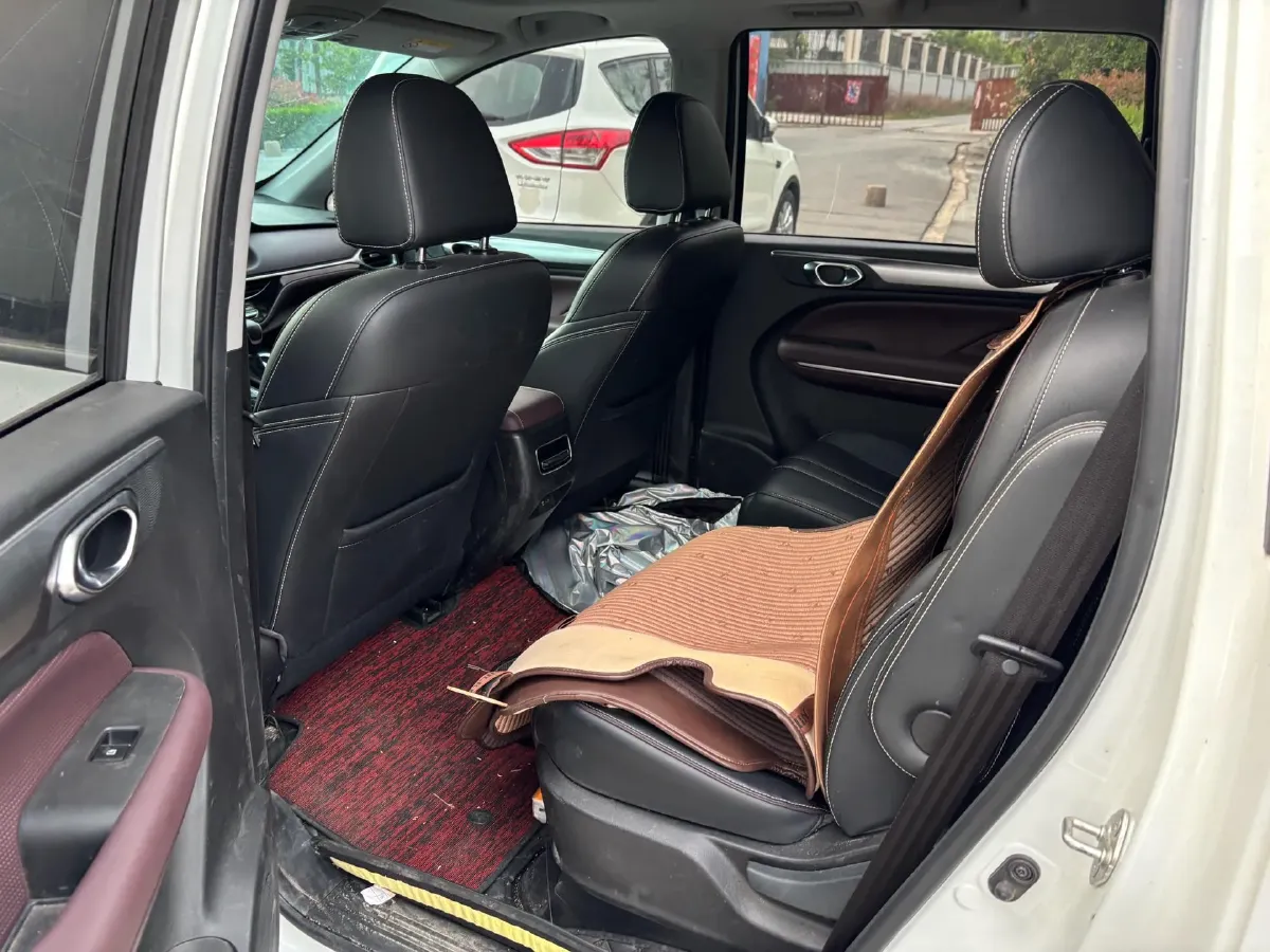 2023 GAC Trumpchi M6 1.5T 177HP L4 7DCT,autocango,china used car exporter,china ev exporter,chinese used car exporter,chinese used ev exporter