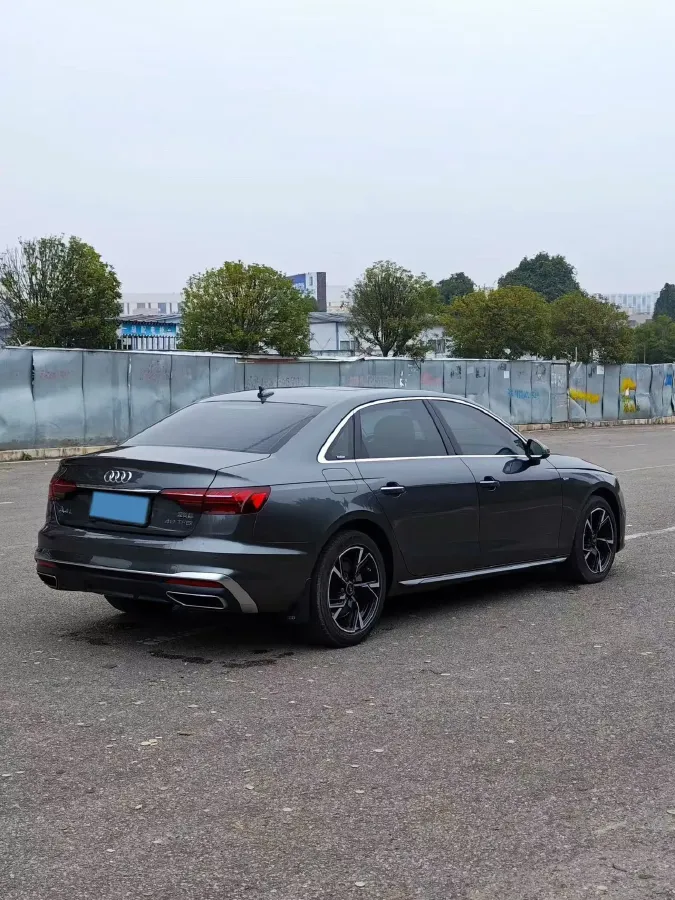 2020 Audi A4L 2.0T 150HP L4 7DCT,autocango,china used car exporter,china ev exporter,chinese used car exporter,chinese used ev exporter
