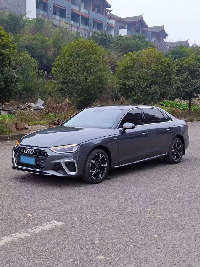 2020 Audi A4L 2.0T 150HP L4 7DCT,autocango,china used car exporter,china ev exporter,chinese used car exporter,chinese used ev exporter