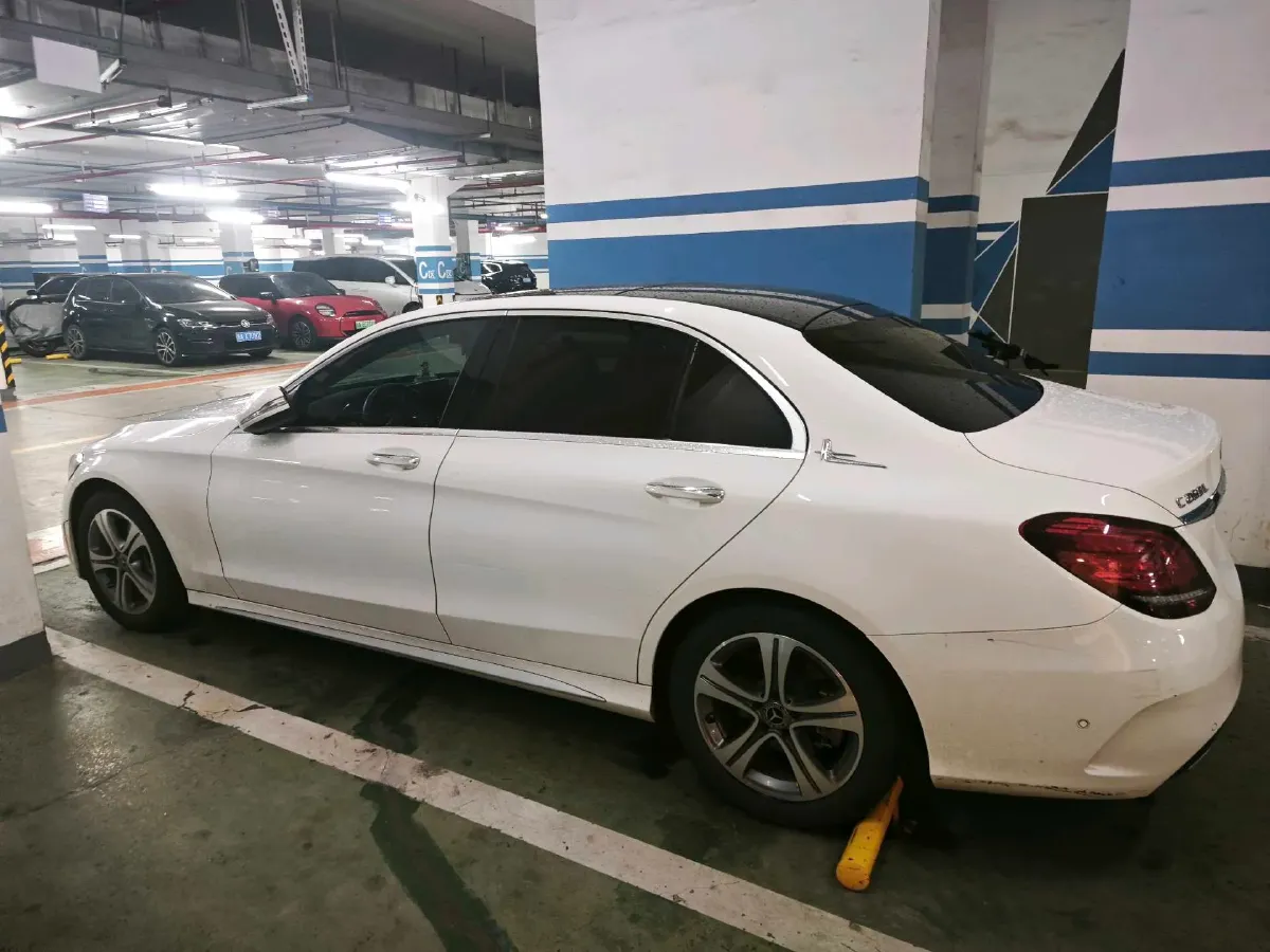 2020 Mercedes-Benz C Class 1.5T 184HP L4 9AT,autocango,china used car exporter,china ev exporter,chinese used car exporter,chinese used ev exporter