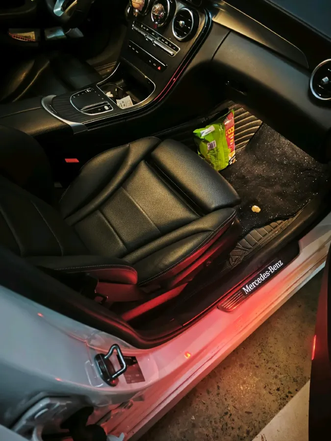 2020 Mercedes-Benz C Class 1.5T 184HP L4 9AT,autocango,china used car exporter,china ev exporter,chinese used car exporter,chinese used ev exporter