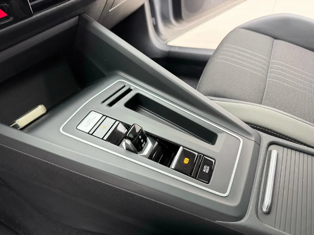 2021 Volkswagen Golf 1.4T 150HP L4 7DCT,autocango,china used car exporter,china ev exporter,chinese used car exporter,chinese used ev exporter