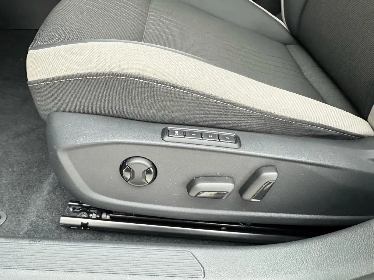 2021 Volkswagen Golf 1.4T 150HP L4 7DCT,autocango,china used car exporter,china ev exporter,chinese used car exporter,chinese used ev exporter