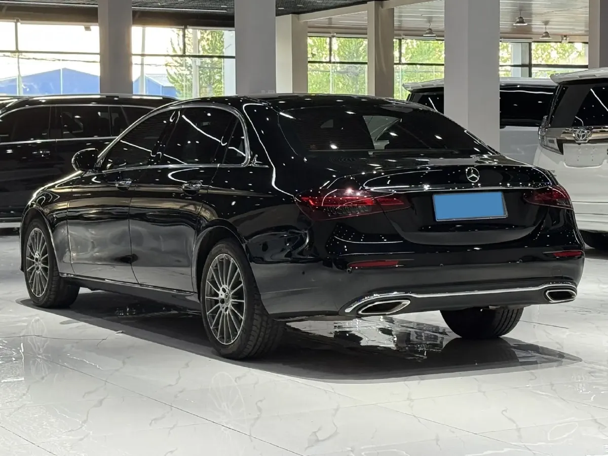 2023 Mercedes-Benz E Class 2.0T 197HP L4 9AT,autocango,china used car exporter,china ev exporter,chinese used car exporter,chinese used ev exporter