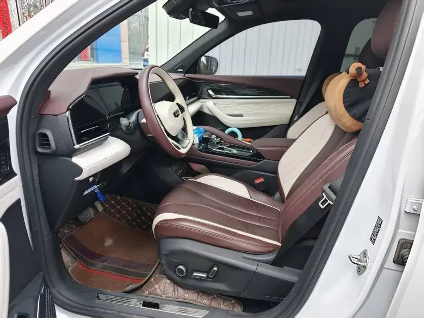 2021 Geely Monjaro 2.0T 218HP L4 7DCT,autocango,china used car exporter,china ev exporter,chinese used car exporter,chinese used ev exporter