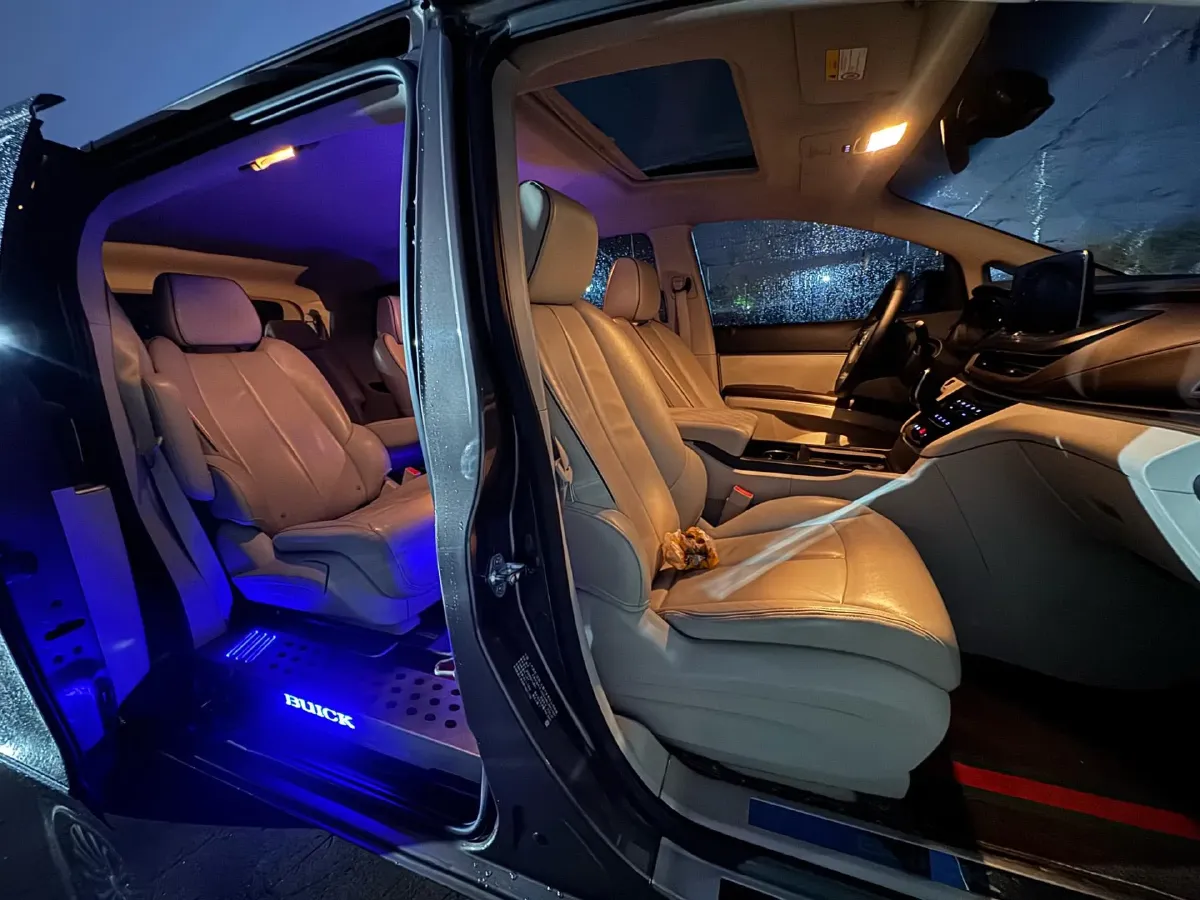 2020 Buick GL8 2.0T 237HP L4 9AT,autocango,china used car exporter,china ev exporter,chinese used car exporter,chinese used ev exporter