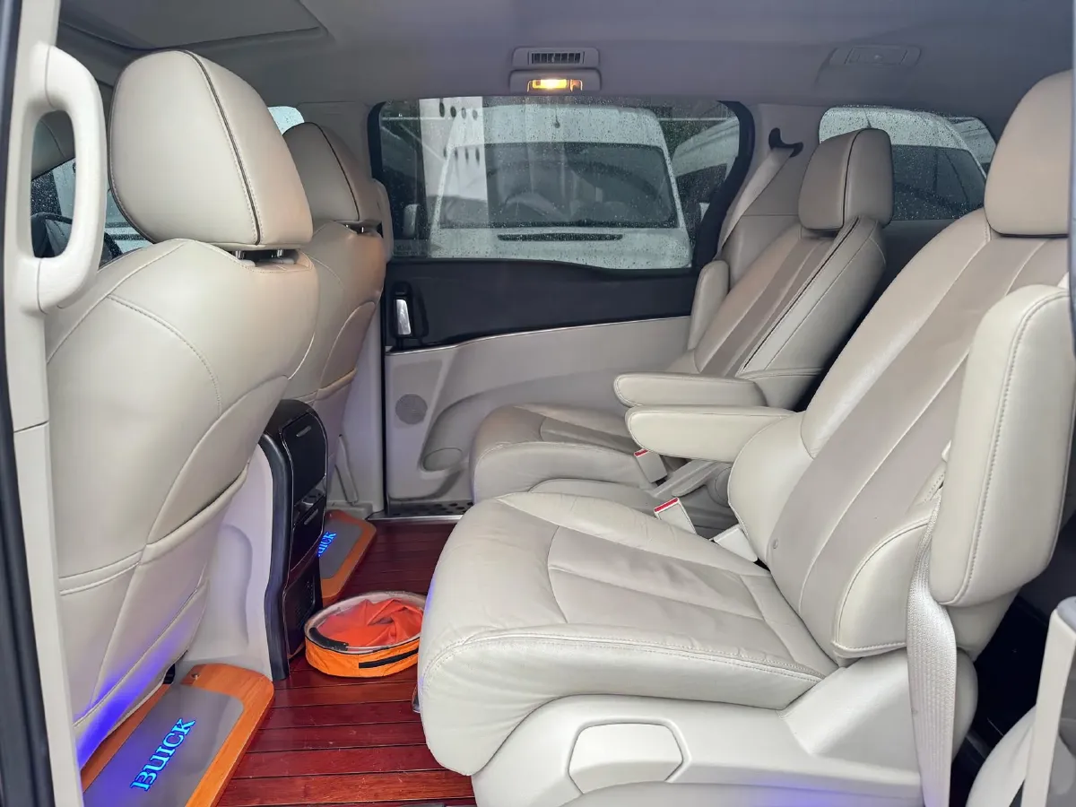 2020 Buick GL8 2.0T 237HP L4 9AT,autocango,china used car exporter,china ev exporter,chinese used car exporter,chinese used ev exporter