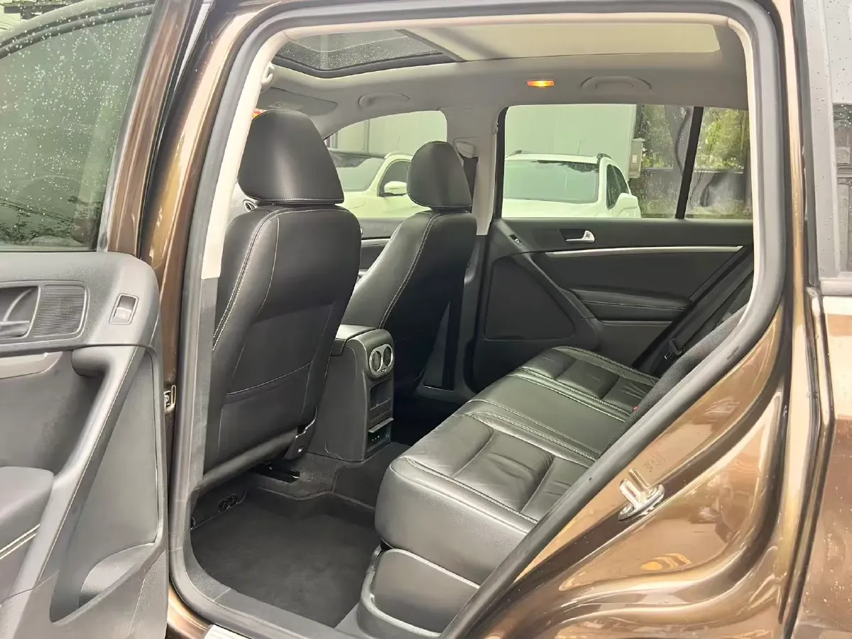 2017 Haval H9 2.0T 190HP L4 8AT,autocango,china used car exporter,china ev exporter,chinese used car exporter,chinese used ev exporter