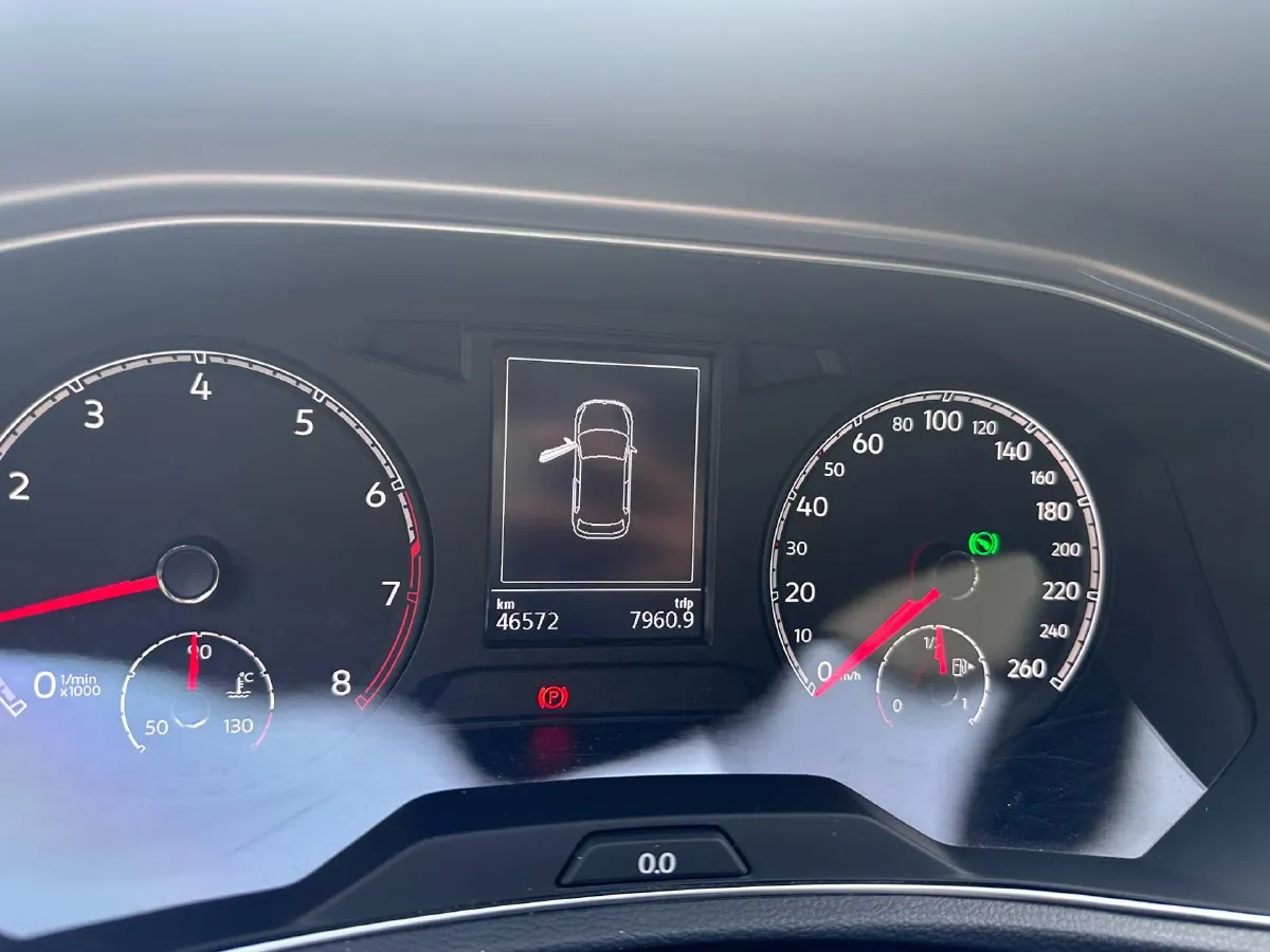 2022 Volkswagen T-Roc 1.4T 150HP L4 7DCT,autocango,china used car exporter,china ev exporter,chinese used car exporter,chinese used ev exporter