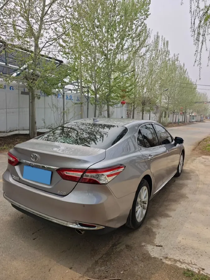 2023 Toyota Camry 2.0L 177HP L4 CVT,autocango,china used car exporter,china ev exporter,chinese used car exporter,chinese used ev exporter