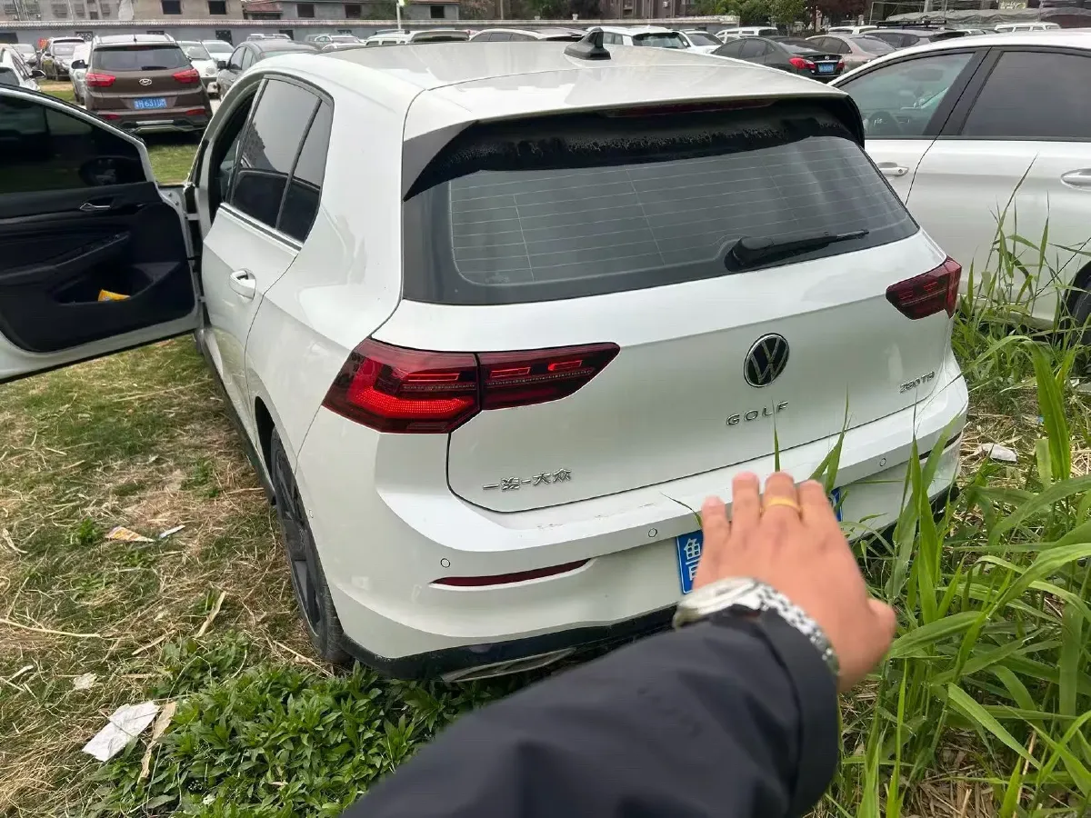 2023 Volkswagen Golf 1.4T 150HP L4 7DCT,autocango,china used car exporter,china ev exporter,chinese used car exporter,chinese used ev exporter